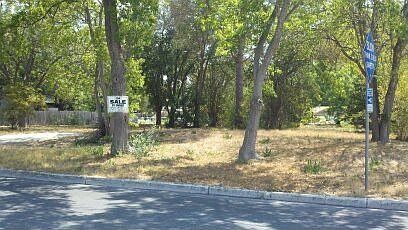 1st image of 206 Shin Oak Dr