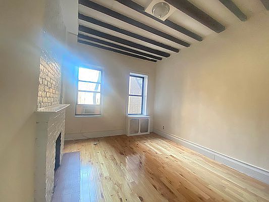 2nd image of 533 3rd Ave #2X