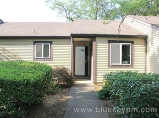 2716 SE 138th Ave APT 60, Portland, OR 97236