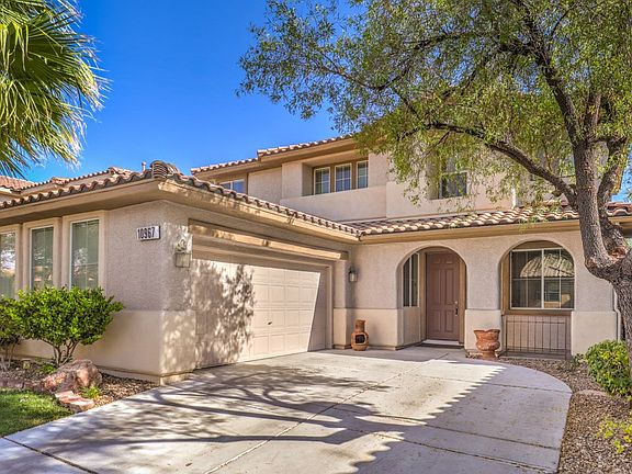 2nd image of 10967 Village Crest Ln
