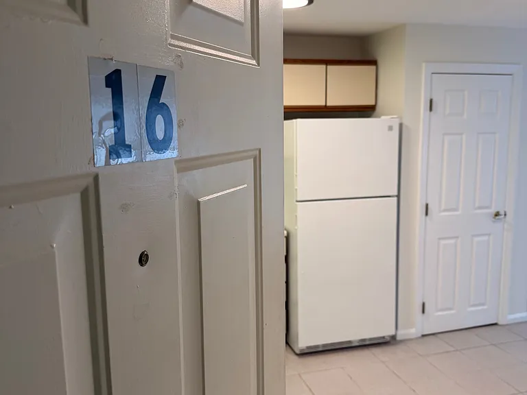 141 Beach St #O — Photo 3