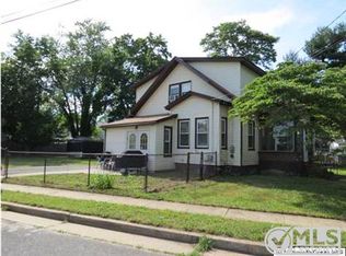 18 George St, Red Bank, NJ 07701