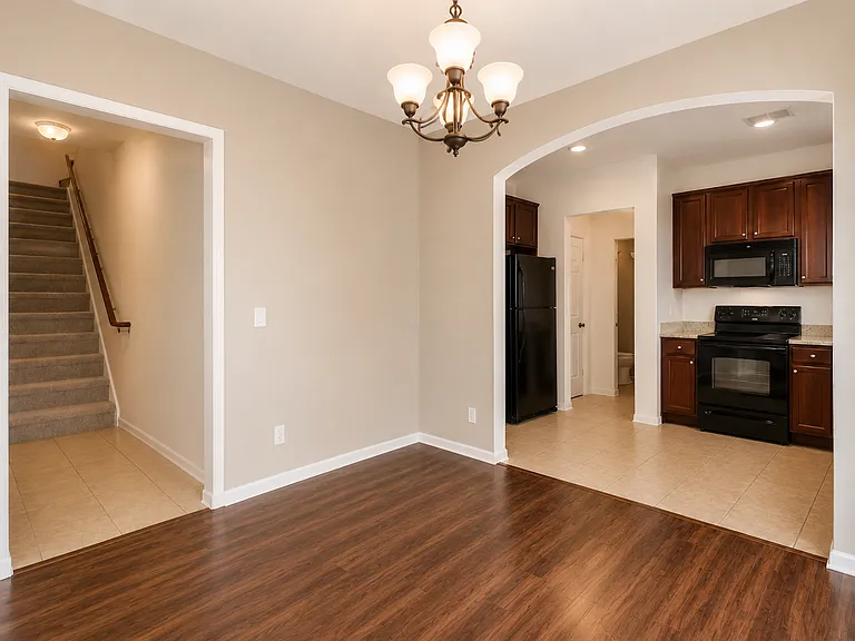 4756 E Laurel Ave — Photo 8