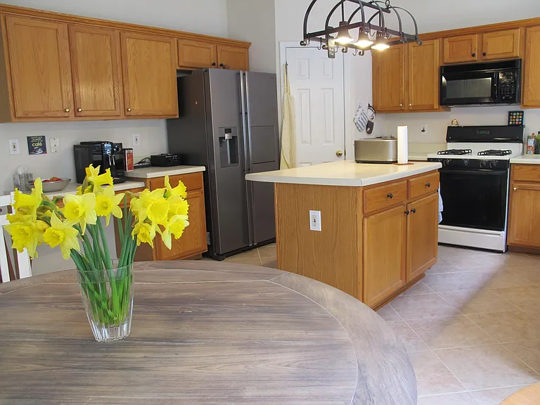 5136 Wellisford Ct — Photo 4