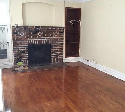 2nd image of 410 4th St #2365