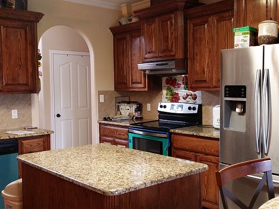 3rd image of 7313 Gingerberry Dr
