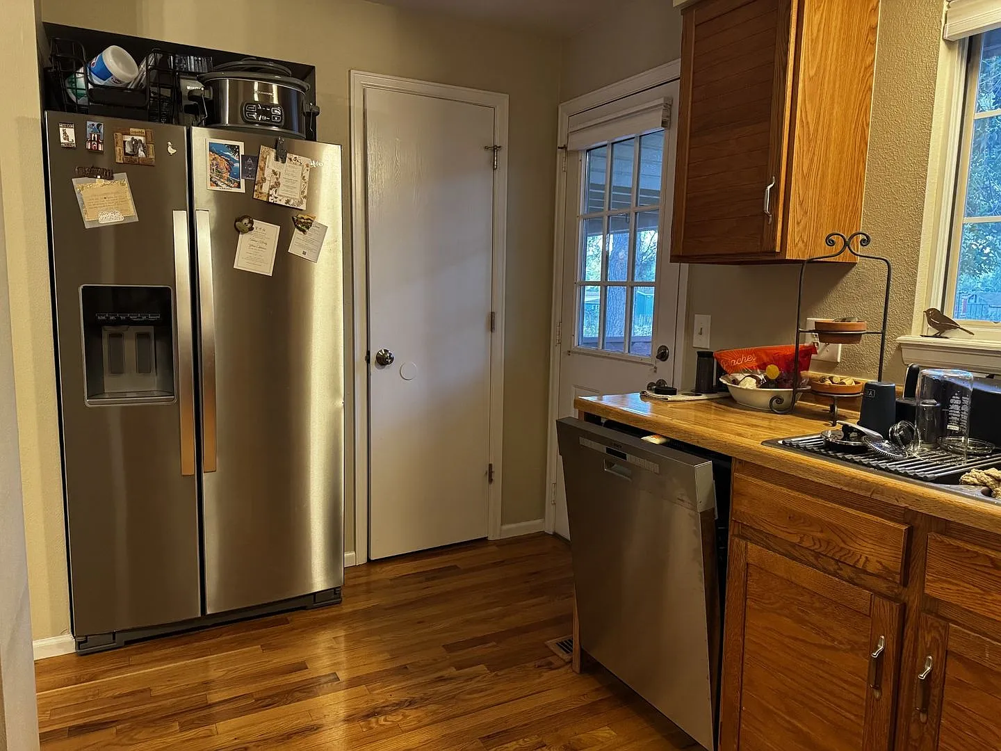 Sunny 2 Bedroom Townhome — Photo 4