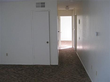 4th image of 2410 Ponderosa St APT B