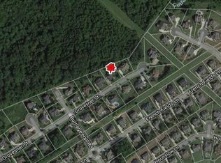 3832 Grovesner St, Harrisburg, NC 28075