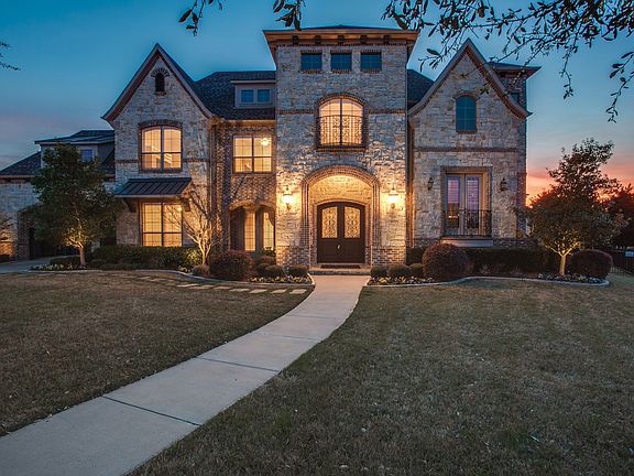 2nd image of 421 Wyndemere Blvd