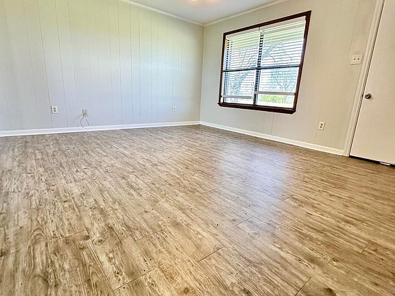 4th image of 4363 Eagle Lake Shore Rd