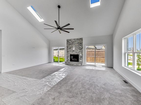 5th image of 2133 Sky Harbor Dr