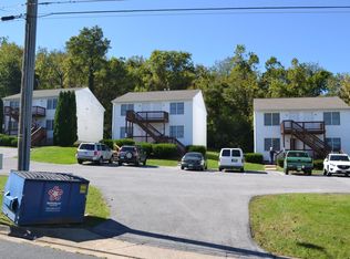 823 Western Rd APT A, Waynesboro, VA 22980