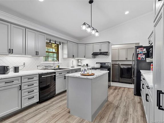 5th image of 1602 22nd St