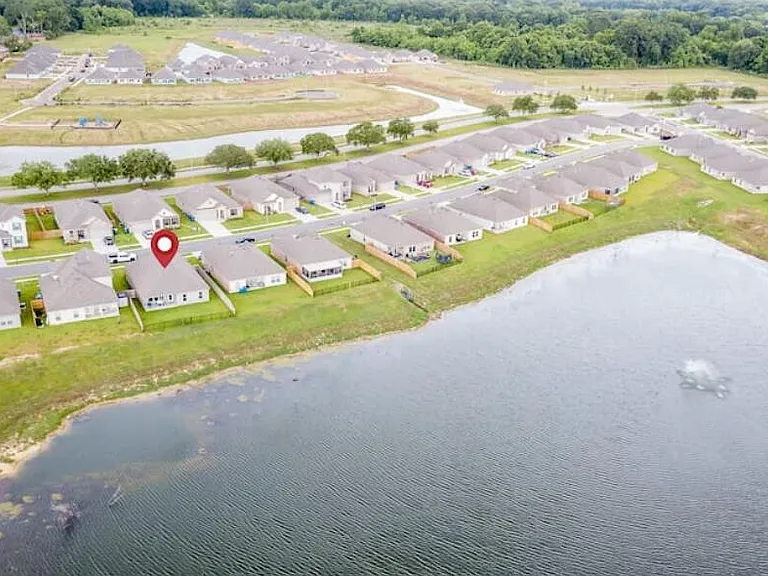 406 Starlight Dr — Photo 22