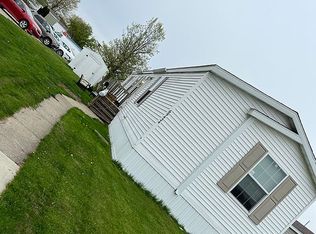 69424 Lester Ct, Richmond, MI 48062