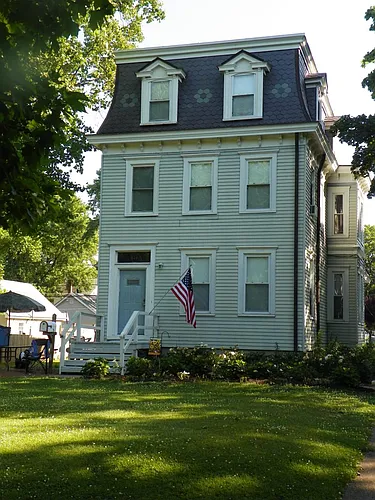 419 Lippincott Ave #1 Photo 1