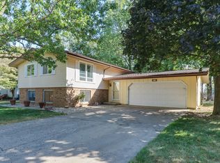 314 S Maple Ave, Minier, IL 61759