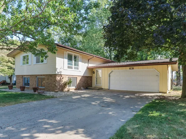 314 S Maple Ave, Minier, IL 61759