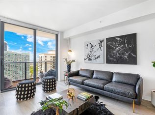 55 SW 9th St APT 3205, Miami, FL 33130