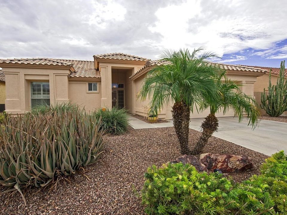 001_Beautiful Curb Appeal