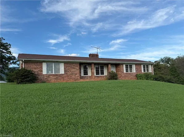 126 Norval Lowe Rd, Lowgap, NC 27024