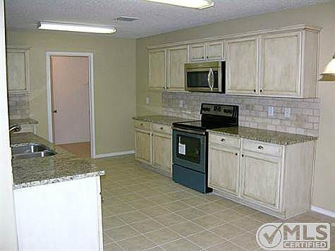 3rd image of 2629 S Wavecrest Ct