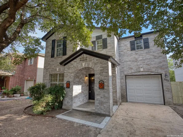 2219 BEDFORD STAGE, San Antonio, TX 78213