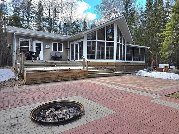 4th image of 50 Balsam Rd