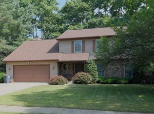 2716 Pfitzer Ave, Portage, MI 49024