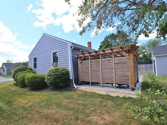 3rd image of 118 Harthorn Avenue