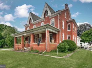 1263 Montgomery Ave, Boyertown, PA 19512