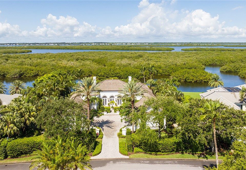 1st image of 541 White Pelican Cir