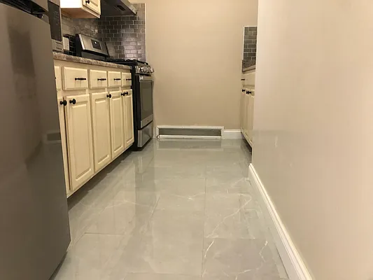 Rented by EXR | media 4