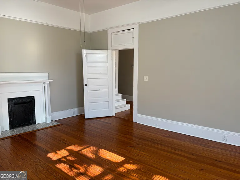 836 E Henry St #C — Photo 18