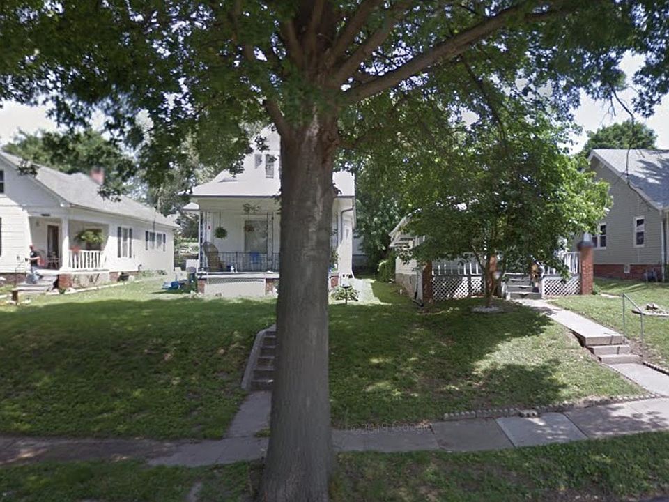 1st image of 2221 Doniphan Ave