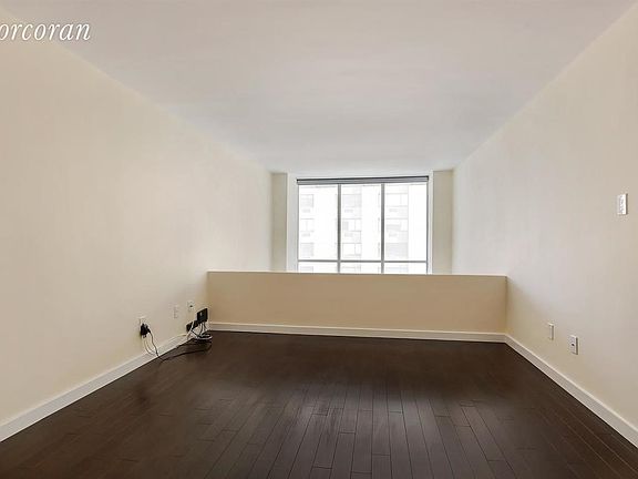 5th image of 170 E 87th St APT E12c