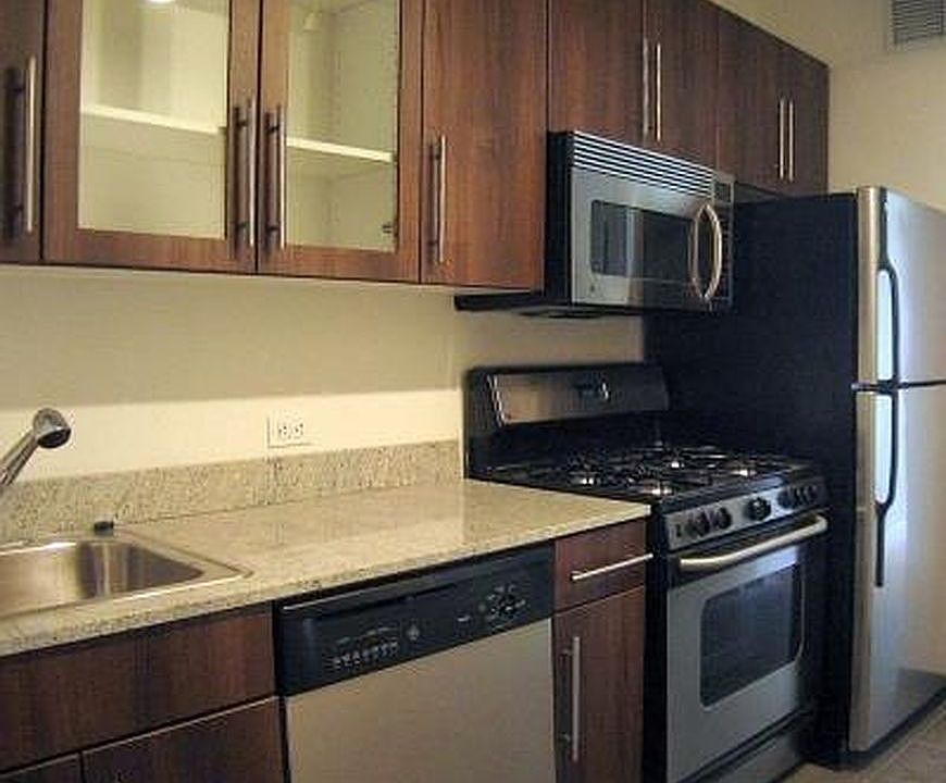 2nd image of 1 Wall Street Ct APT 703