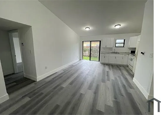 28393 SW 140th Pl — Photo 1
