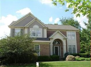 19499 Blue Spruce Dr, Strongsville, OH