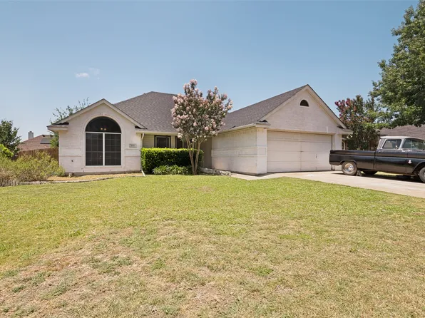 521 Wild Springs Dr, Midlothian, TX 76065