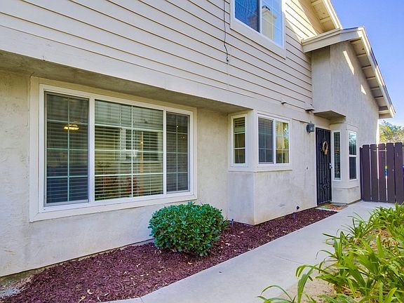 3rd image of 1255 Manzana Way