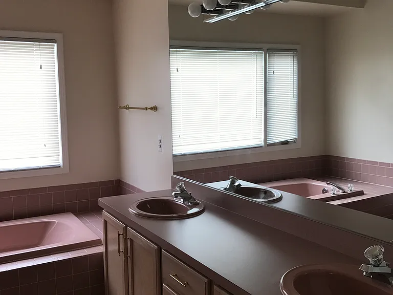 7782 Watford Dr — Photo 7