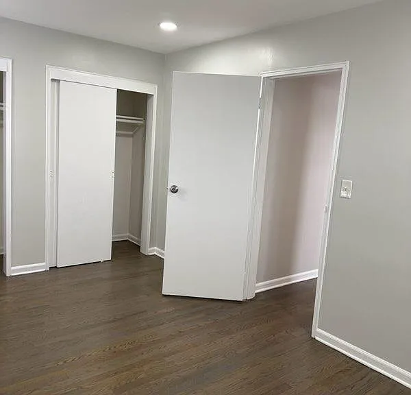 920 Spofford Ave #3 — Photo 6