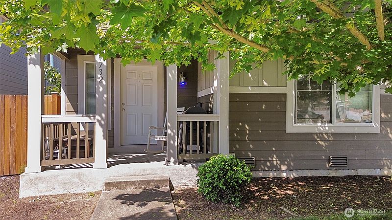 4th image of 14732 49th Drive NE