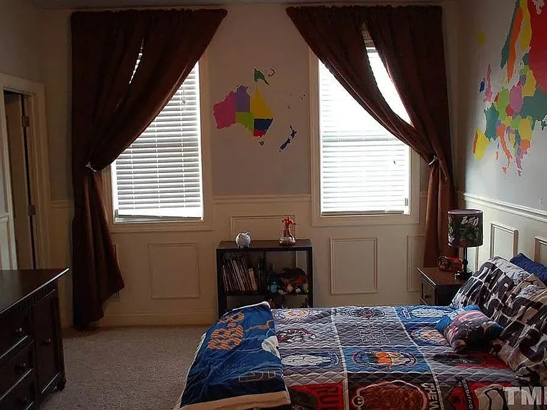 109 Windy Creek Ln — Photo 22