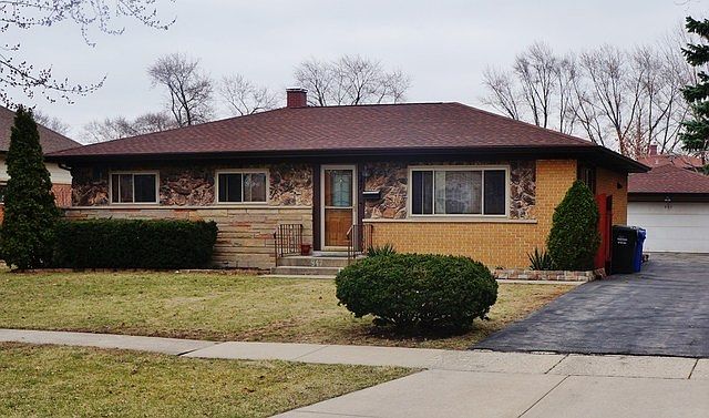 1st image of 947 Leahy Cir