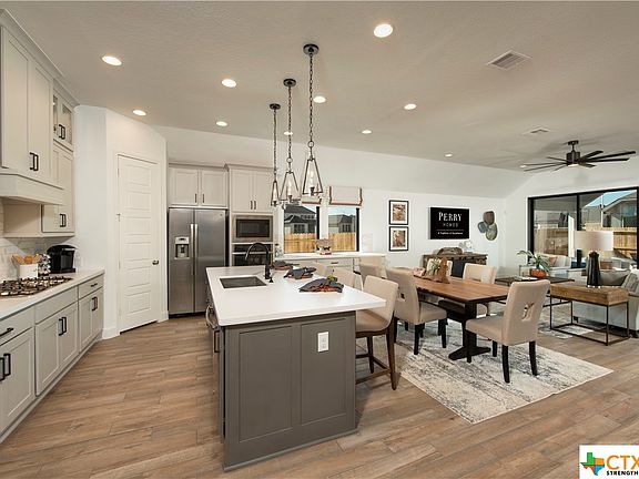 4th image of 433 Juana Way