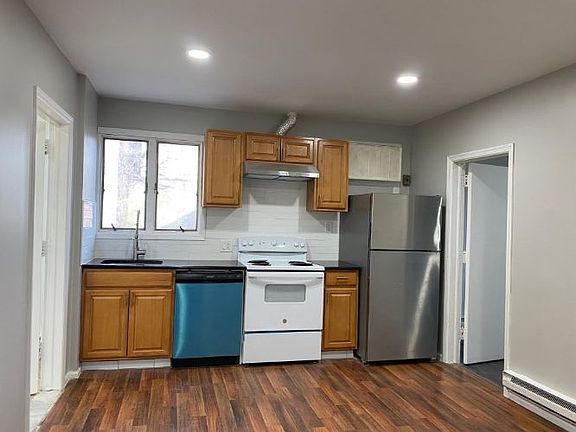 2nd image of 50 Cottage St #1