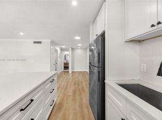 5450 Hollywood Blvd APT 108, Hollywood, FL 33021
